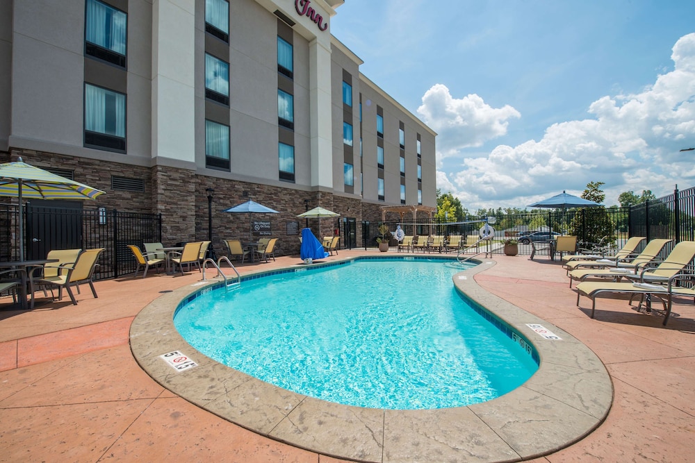 Hampton Inn Waynesboro, GA 1/42