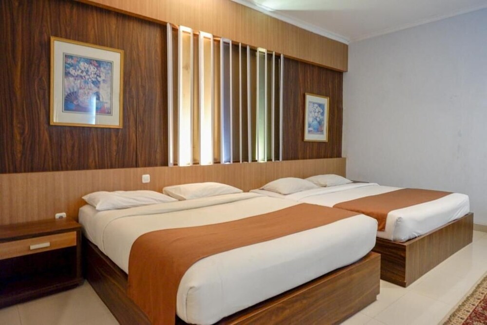 Dinasty Smart Hotel 26/66