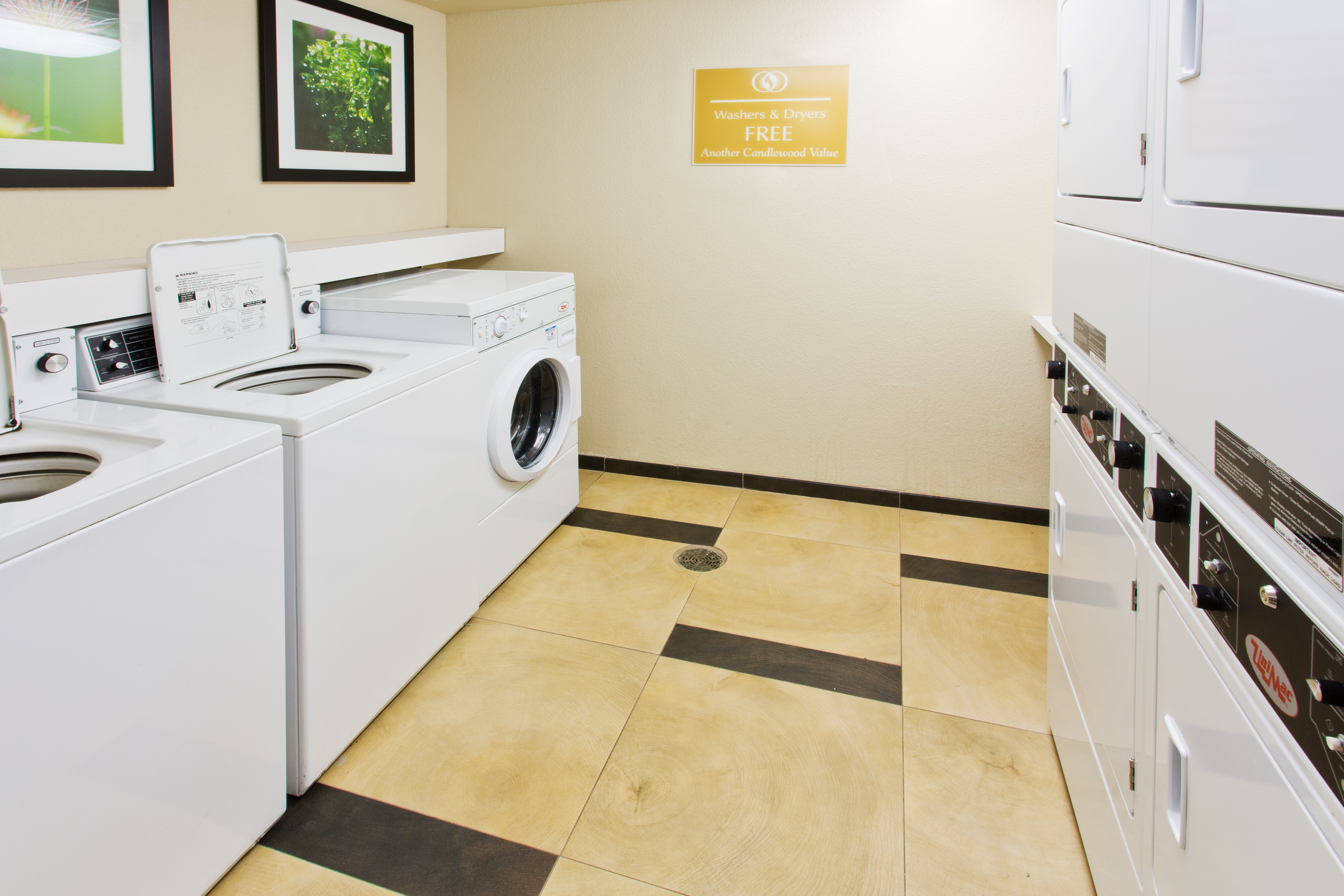 Candlewood Suites Medford 19/52