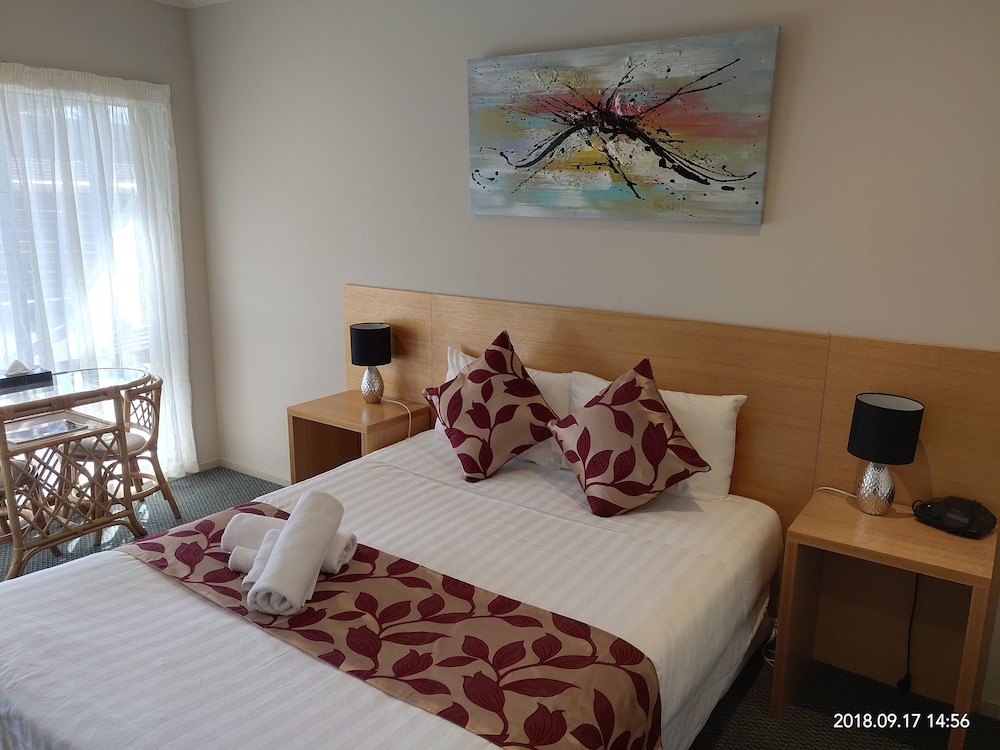 The Coachman Motel Units 18/71