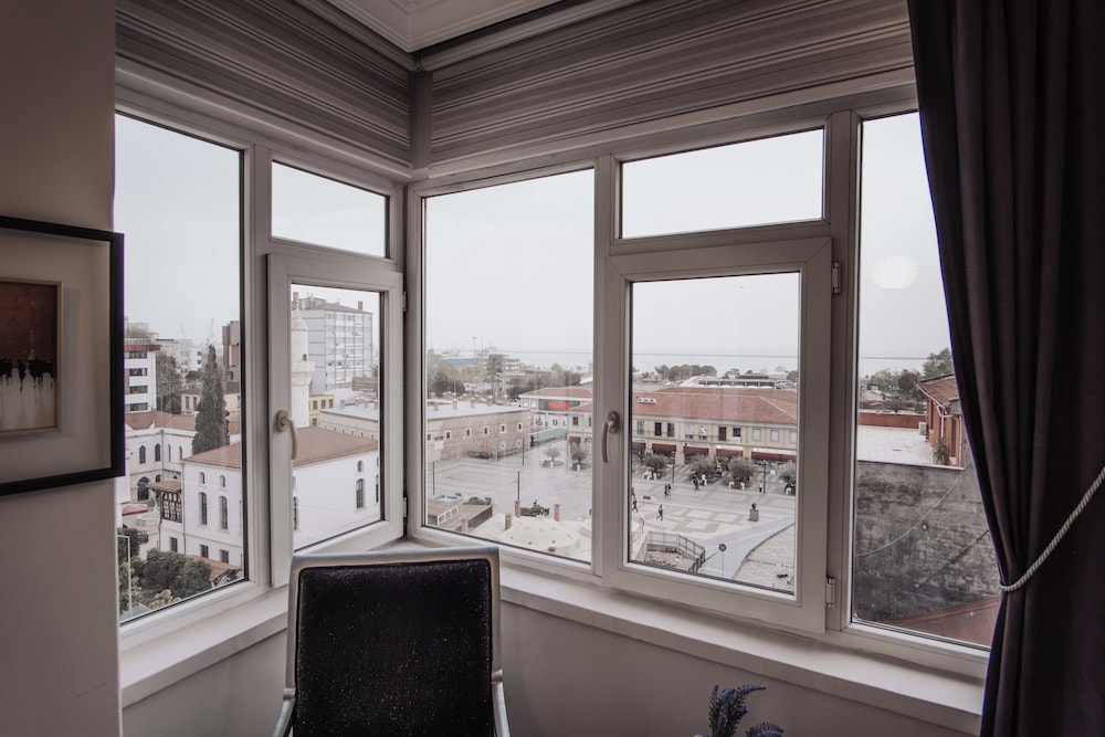 Grand Desi Hotel 34/50