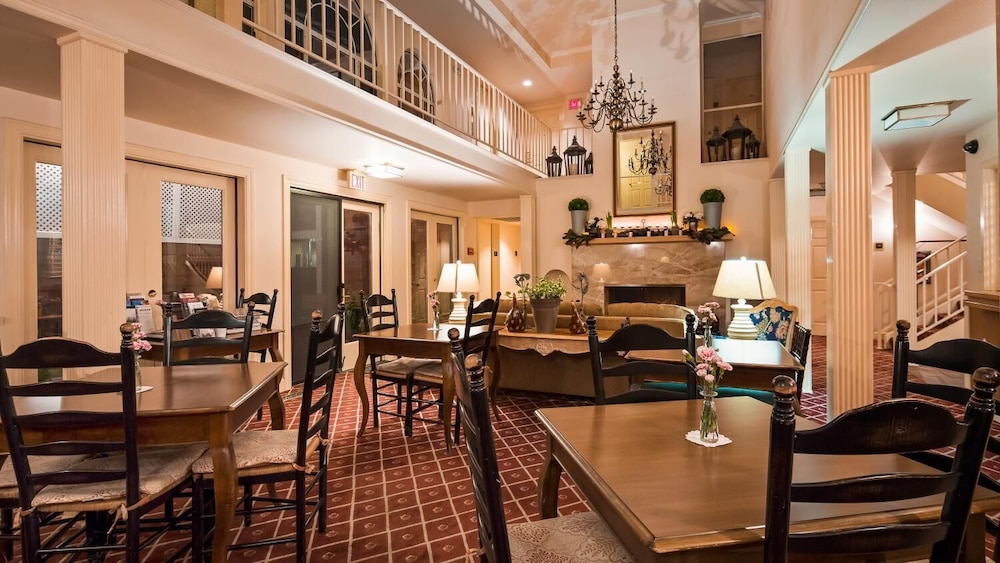 Elm House Inn 36/48