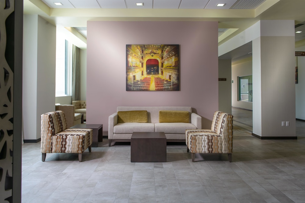 Hampton Inn By Hilton Zacatecas 36/52