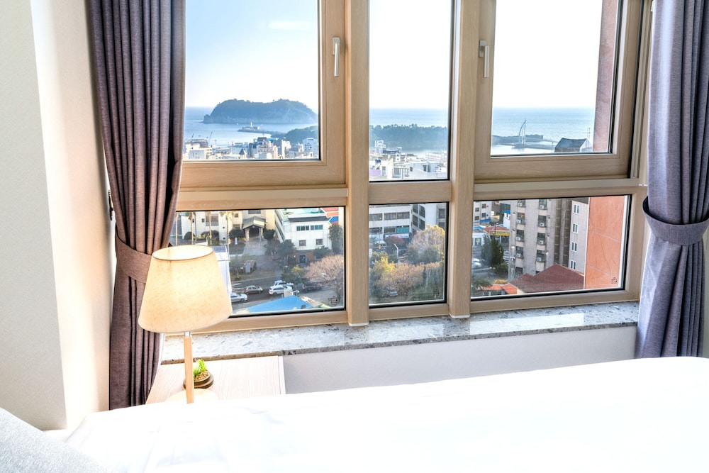 Shin Shin Hotel Seogwipo 25/50
