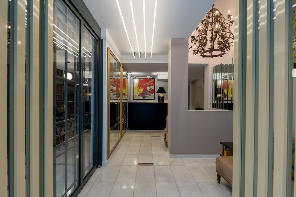 Fos Downtown Suites 5/50