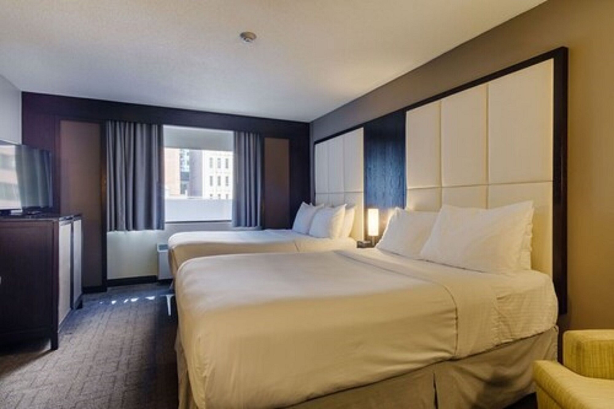 COZY, FAMILY, DOUBLE BED