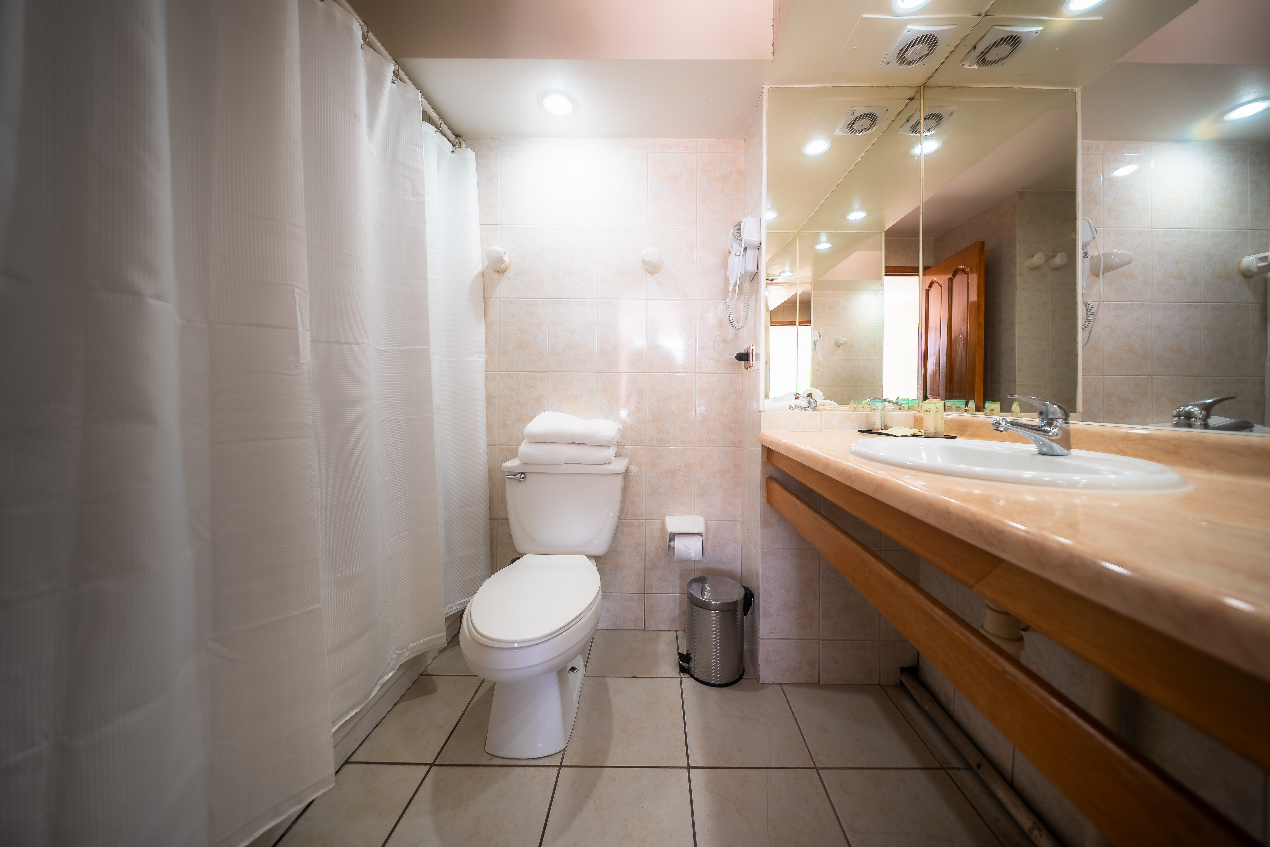 غرفة رباعية بسرير مزدوج، Hotel Casa Nogales 2/3
