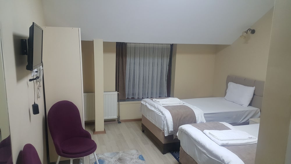 Lux Otel Erzurum 6/12