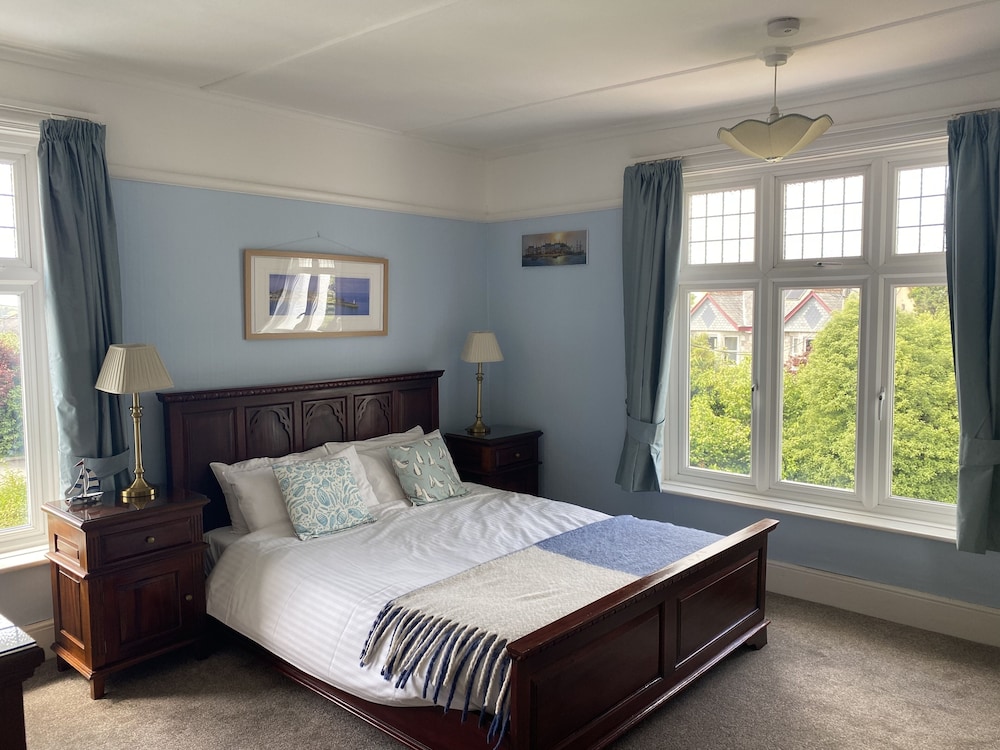 Gwyndra House B&amp;B 4/23