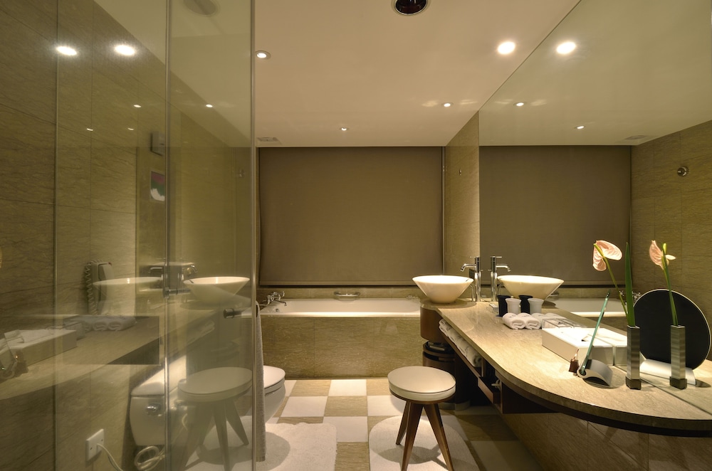 Les Suites Taipei Ching Cheng 11/67