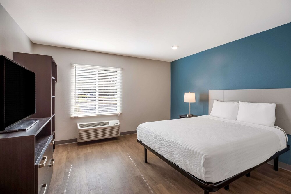 STANDARD, DOUBLE BED, ACCESSIBLE
