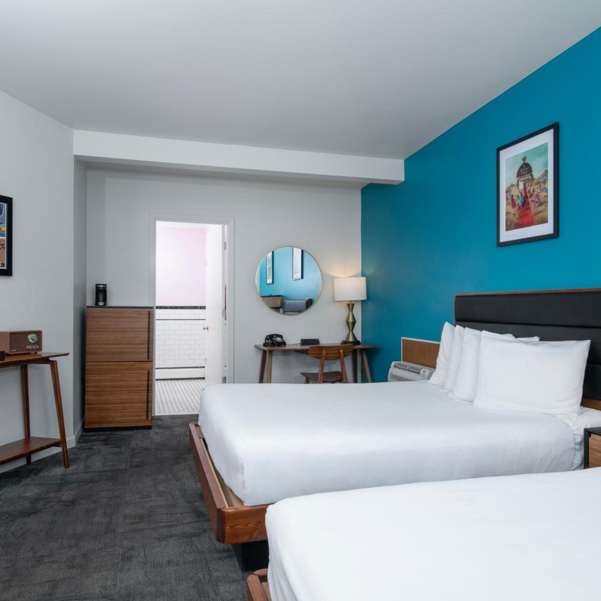 The Sapphire Motel 20/50