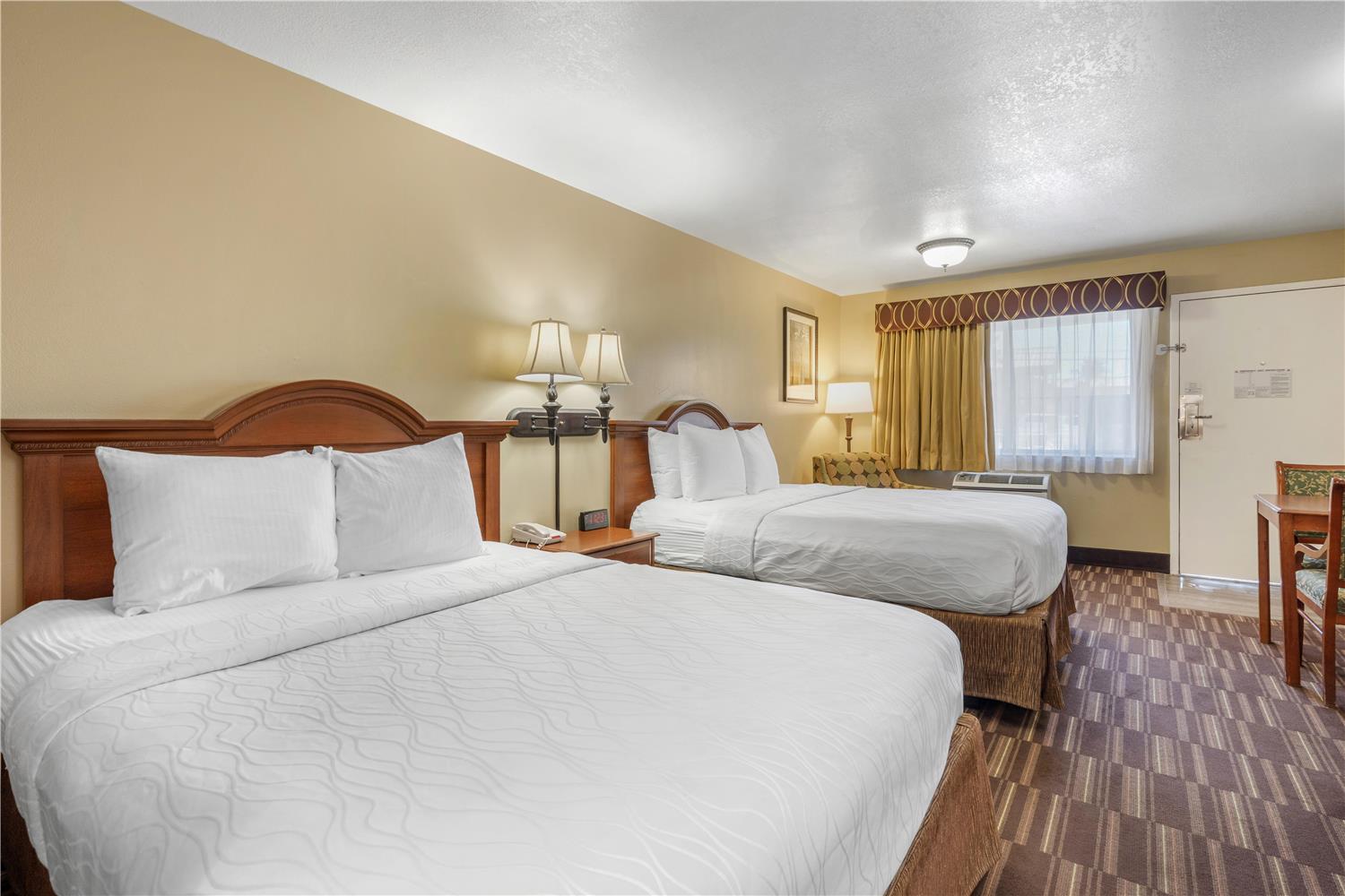Best Western Desert Winds 14/43