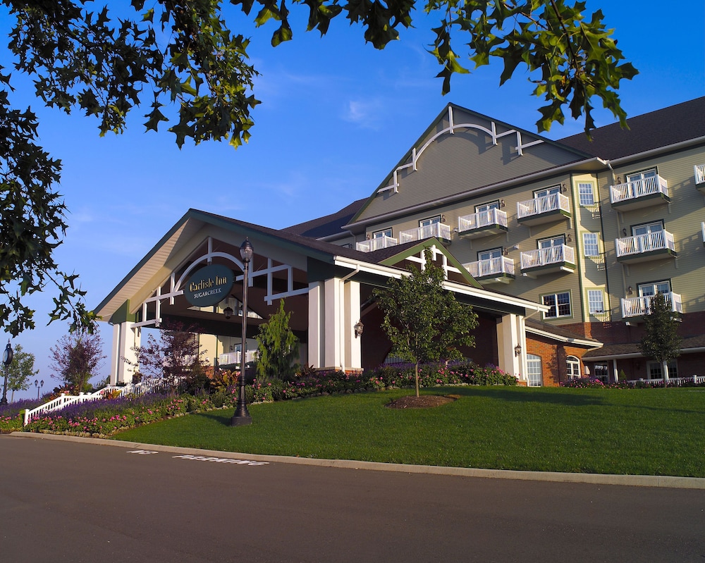 Carlisle Inn Sugarcreek 1/58