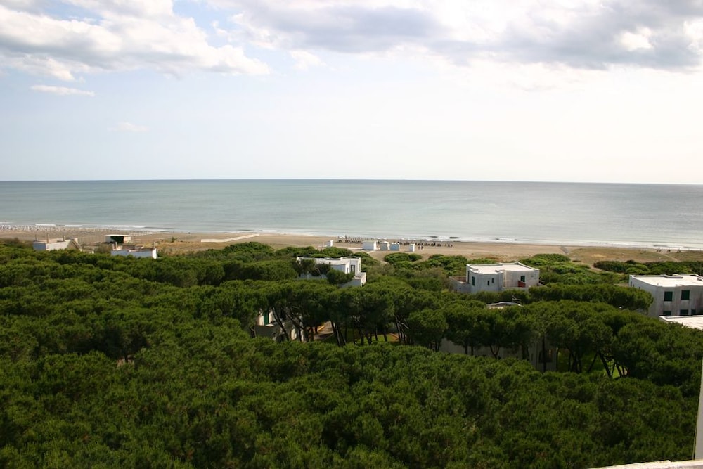 Giulivo Hotel Village 34/50