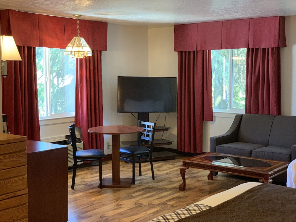 Red Carpet Inn Medford 26/36