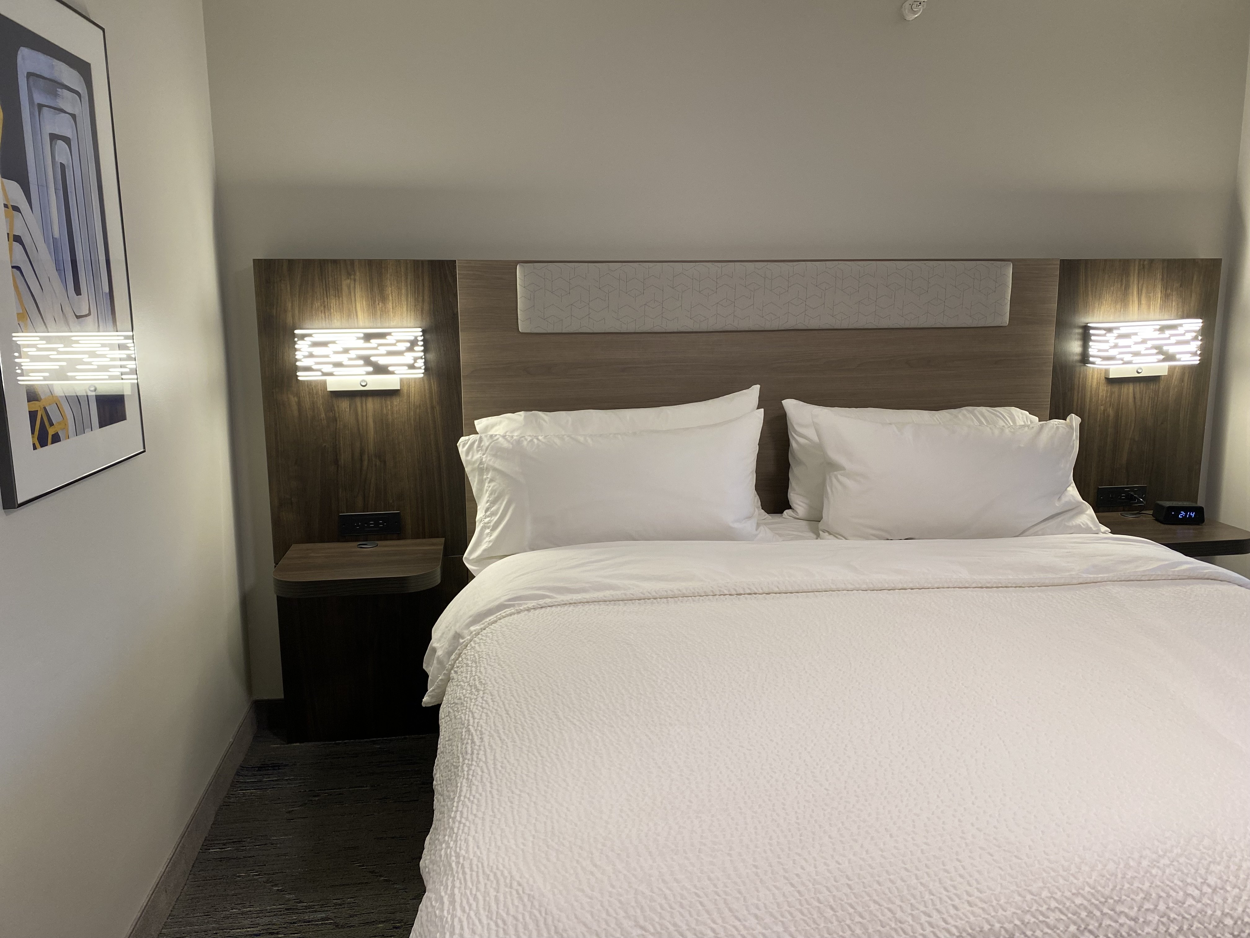 Holiday Inn Express Hotel Suites Plymouth 21/82
