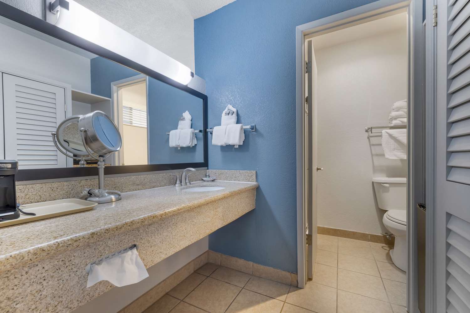 غرفة بسريرين كوين، Best Western San Marcos Inn 6/6