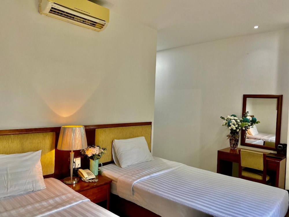 Ruby Star Hotel 12/38