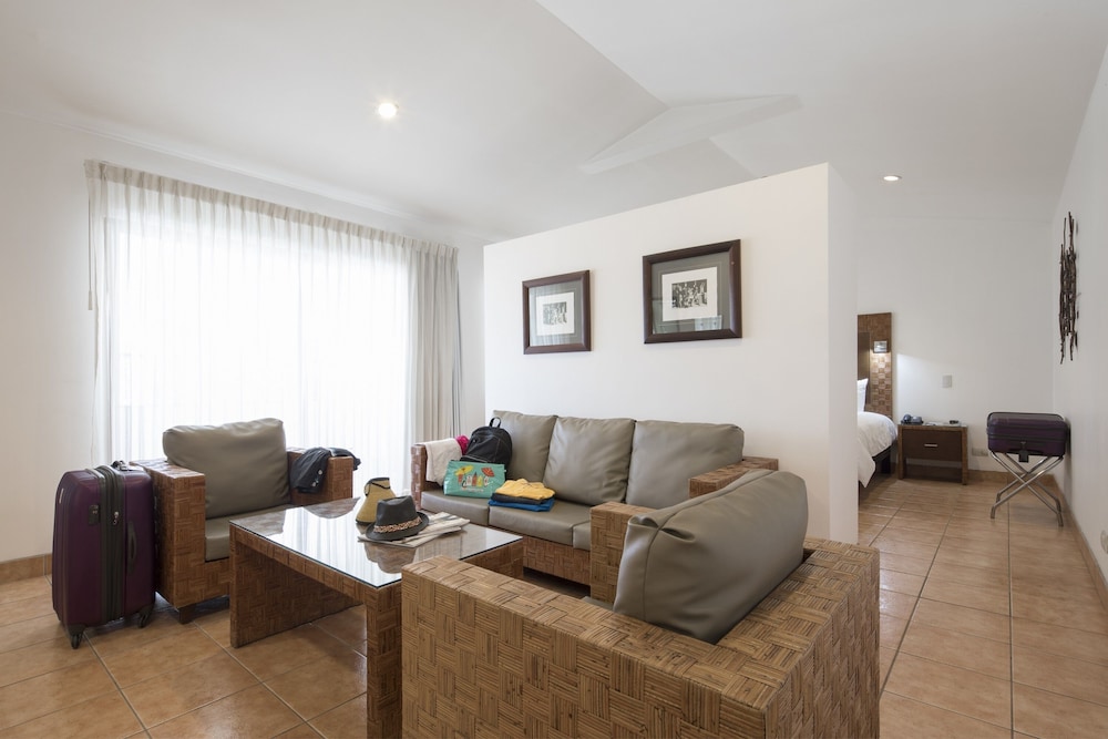 Hotel Presidente 44/72