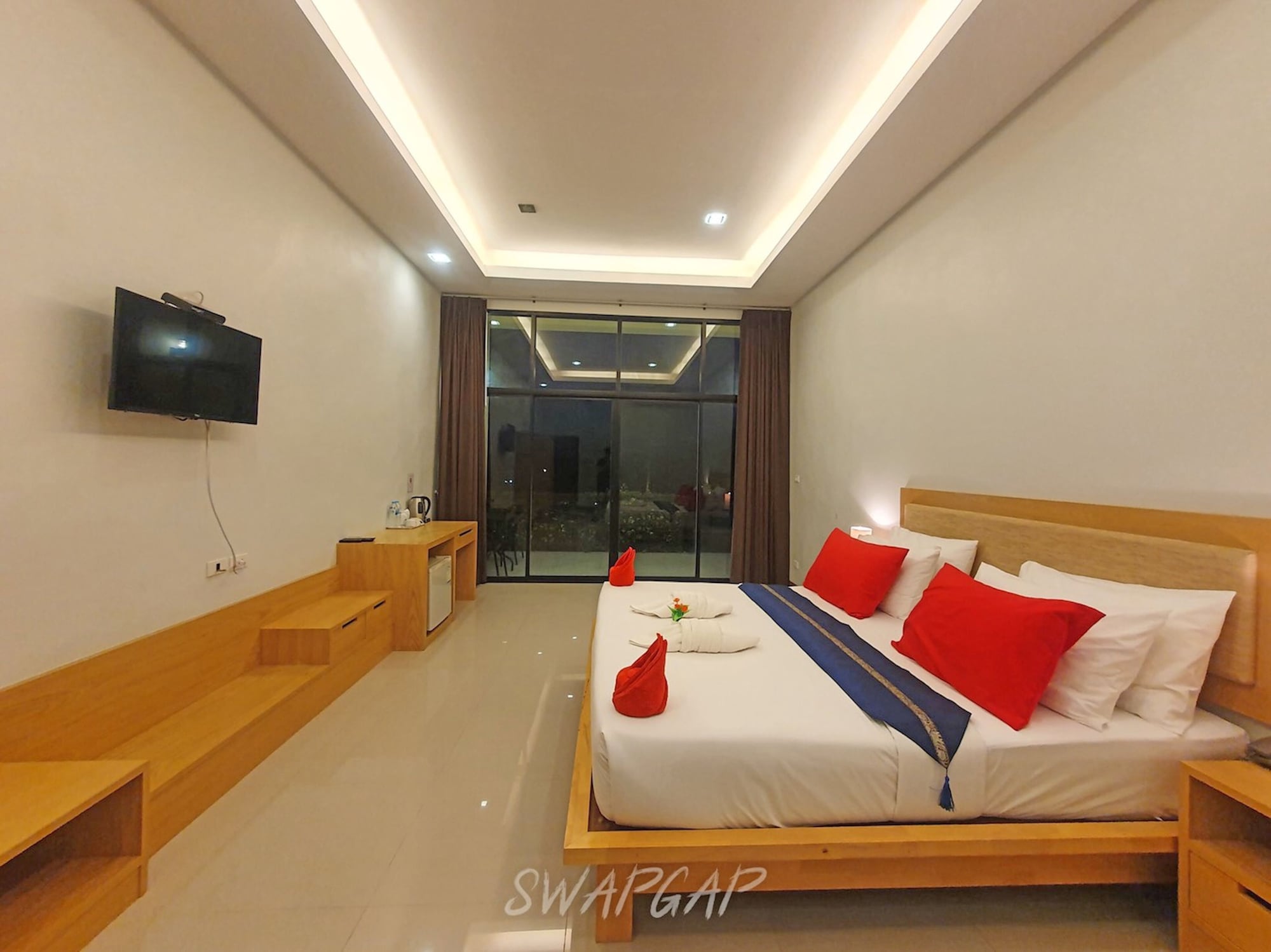 SUPERIOR, DOUBLE BED
