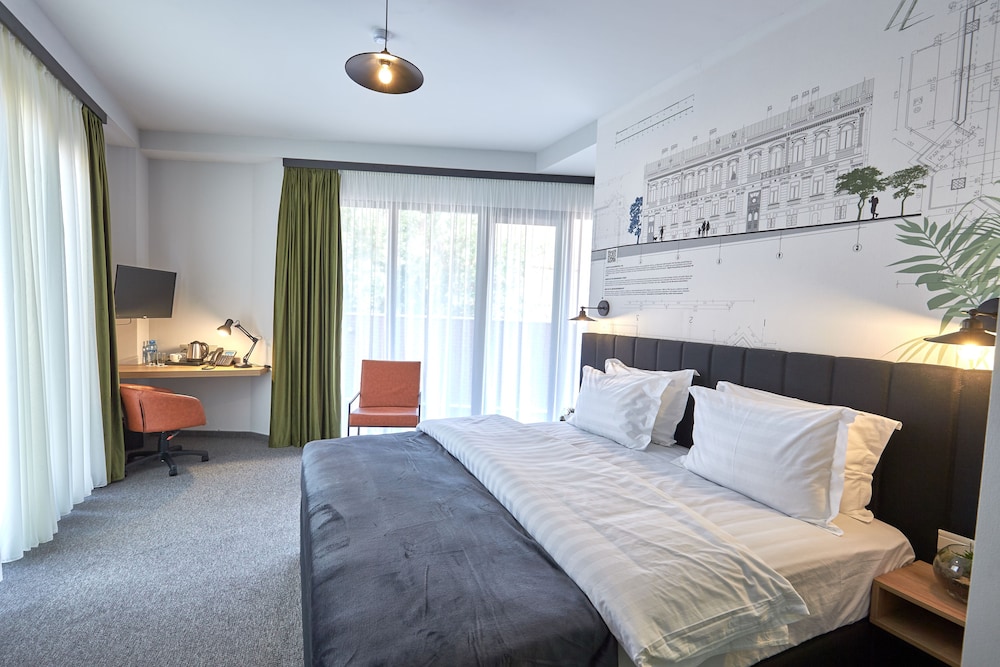 Graphica Tbilisi Hotel 18/36