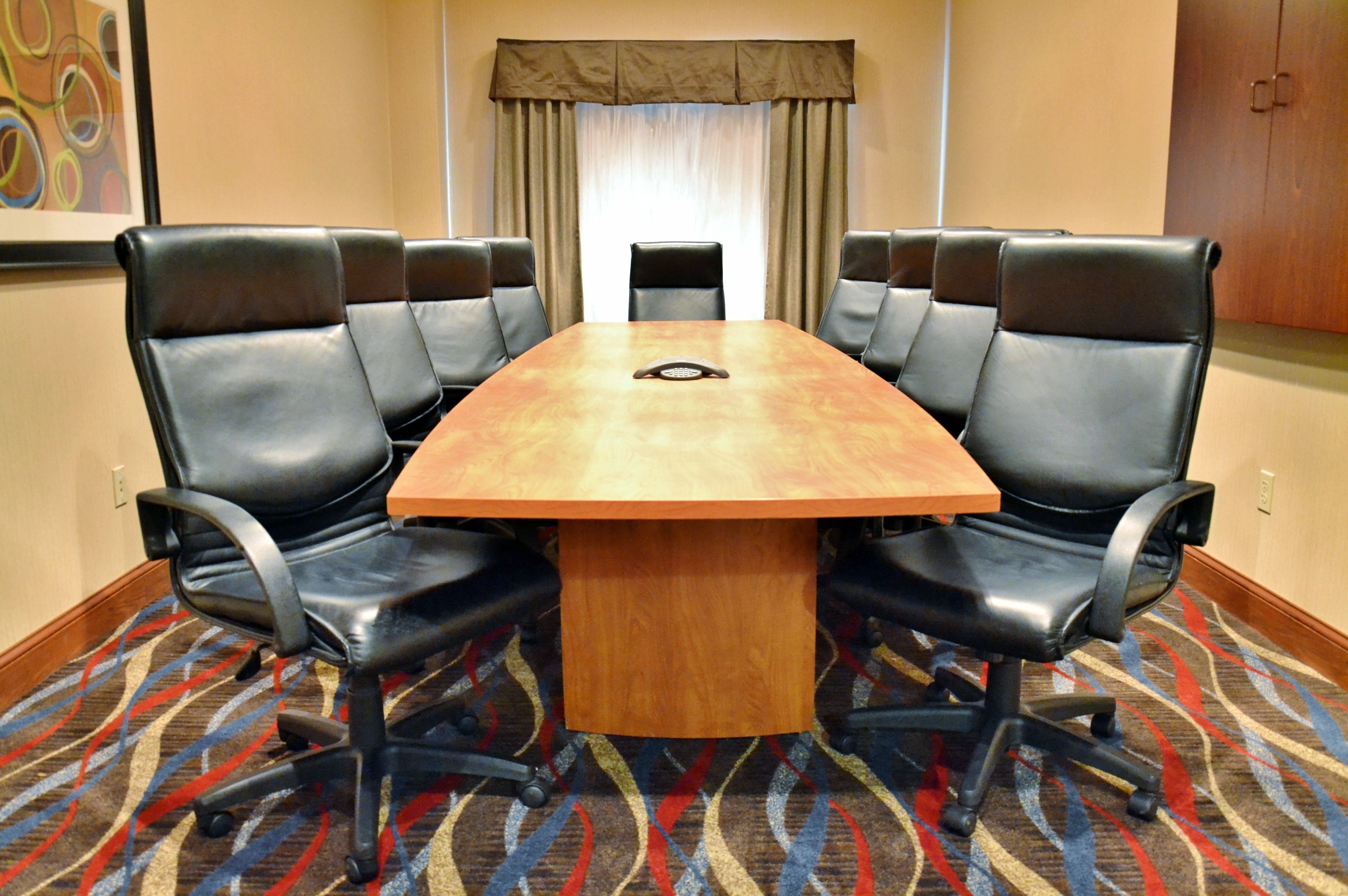 Holiday Inn Express Suites Center Township 75/78