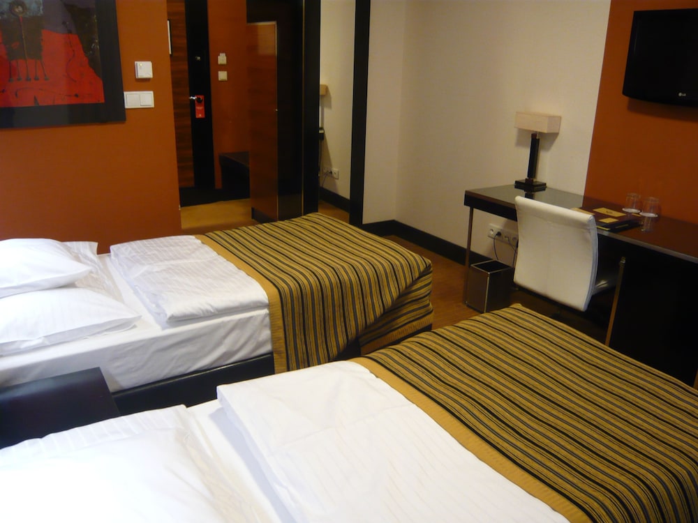 Grand Majestic Hotel Prague 14/50