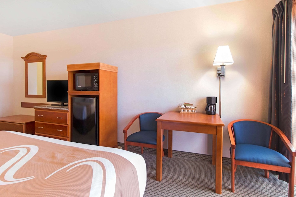 Quality Inn & Suites Crescent City Redwood Coast 26/52
