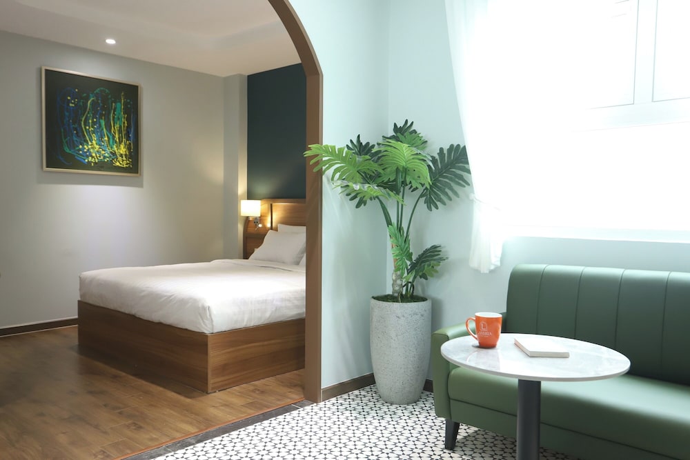 Lanura Apartments and Hotel 26/45