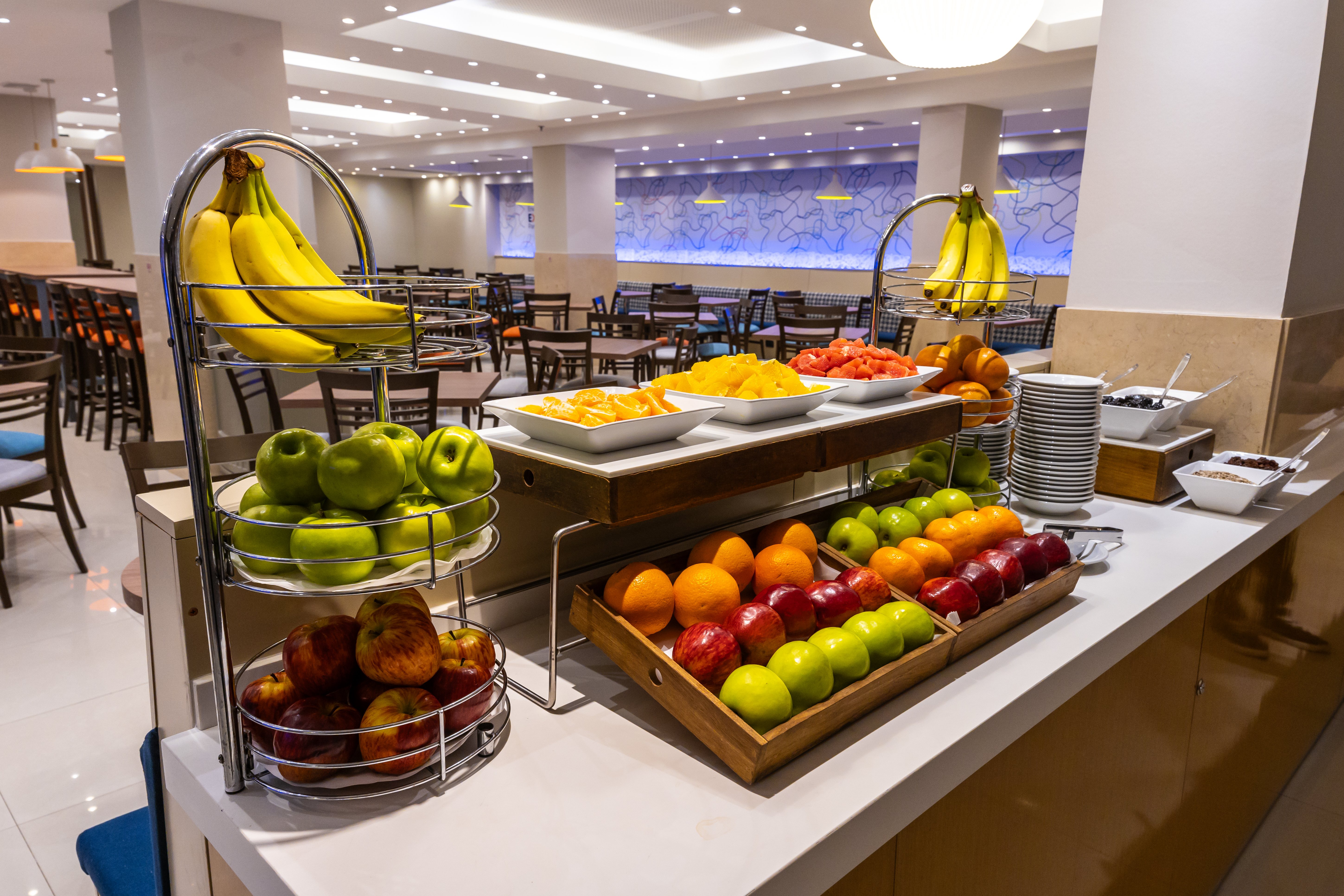 HOLIDAY INN EXPRESS ROSARIO 26/56