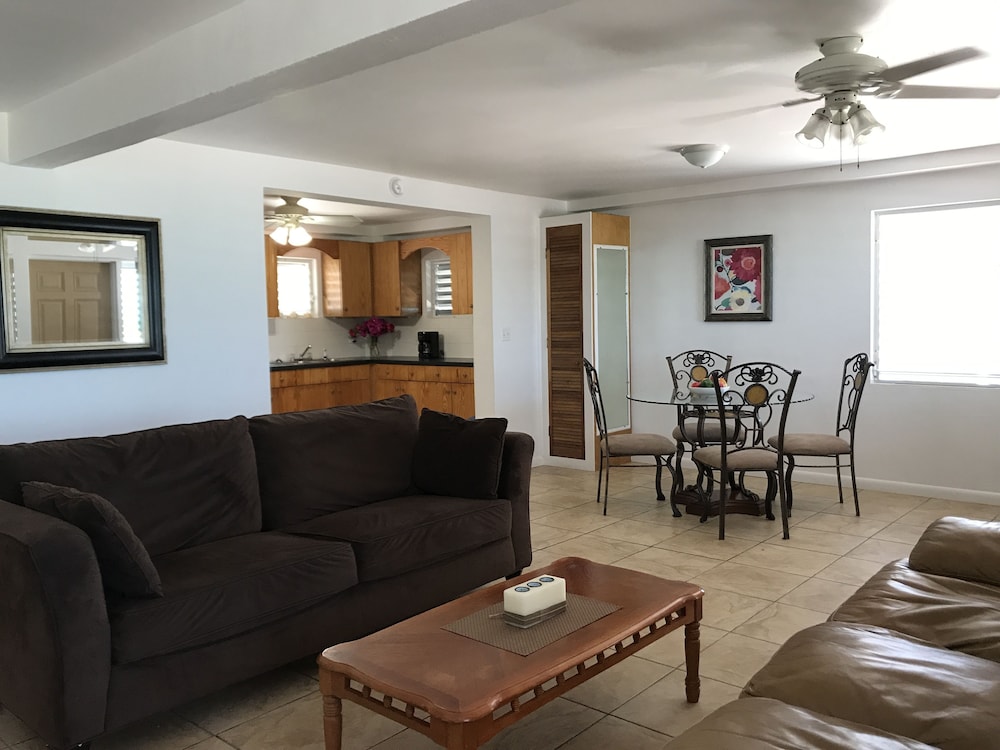Caribbean Sea Breeze Villas 33/59
