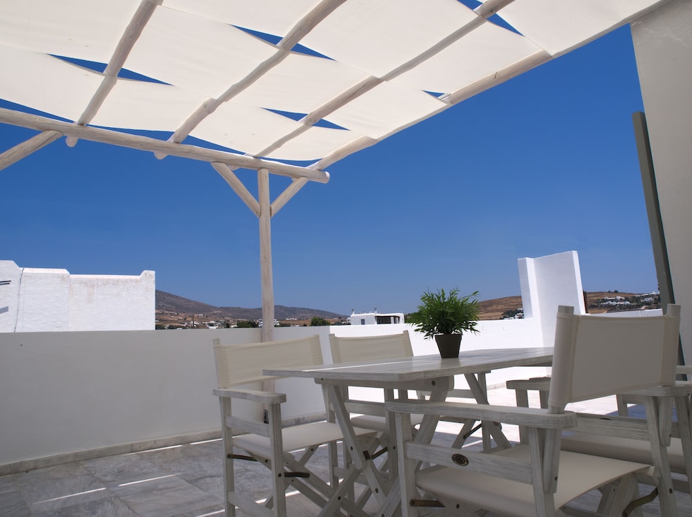Amaryllis Beach Hotel 30/50