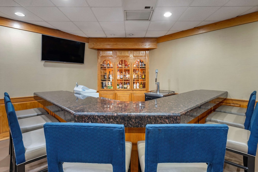 Comfort Inn Lancaster County North-PA Tpke 15/19