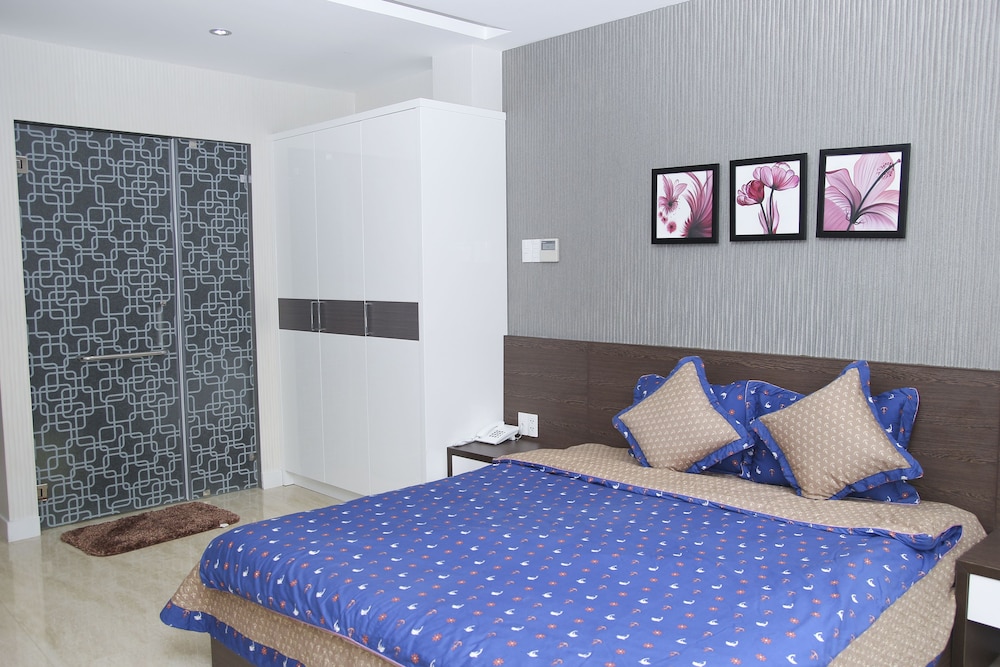 Golden Queen Aparthotel 32/63