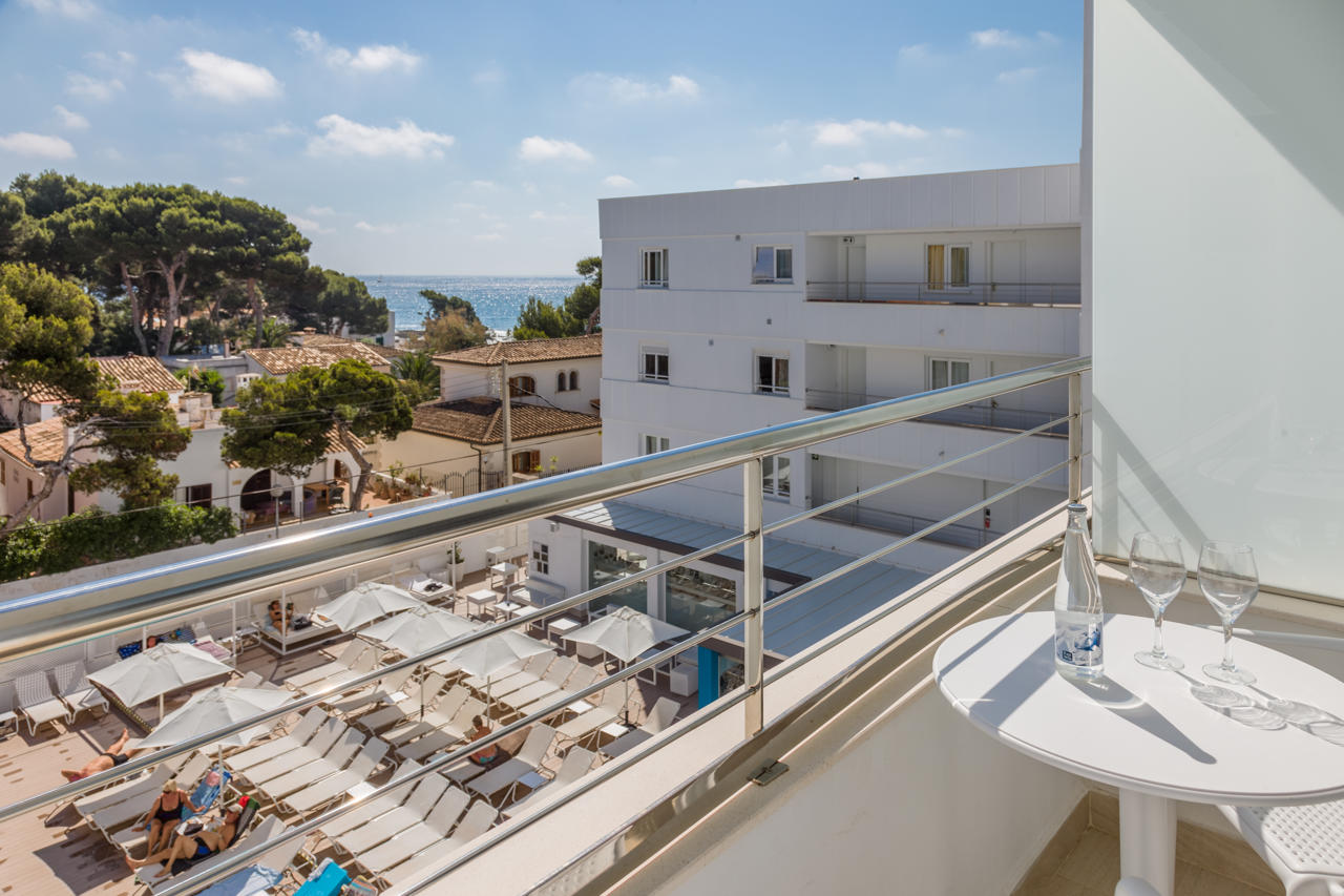 WelikeHotel Triton beach 36/48