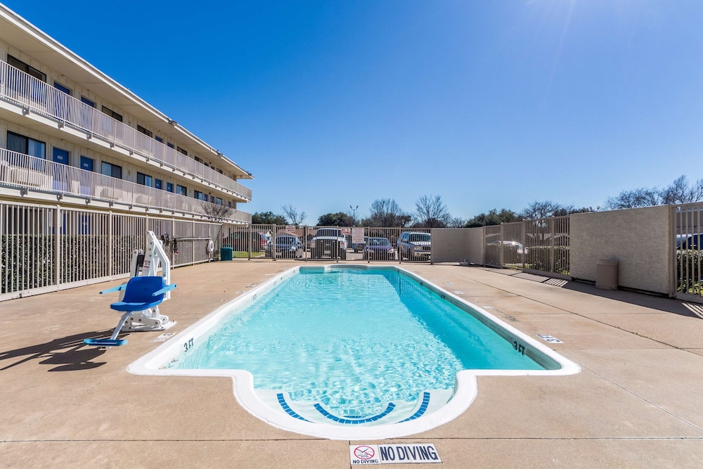 Motel6 Garland, TX - Dallas 36/44