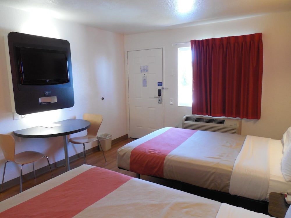 Motel6 Chula Vista, CA - San Diego 21/51