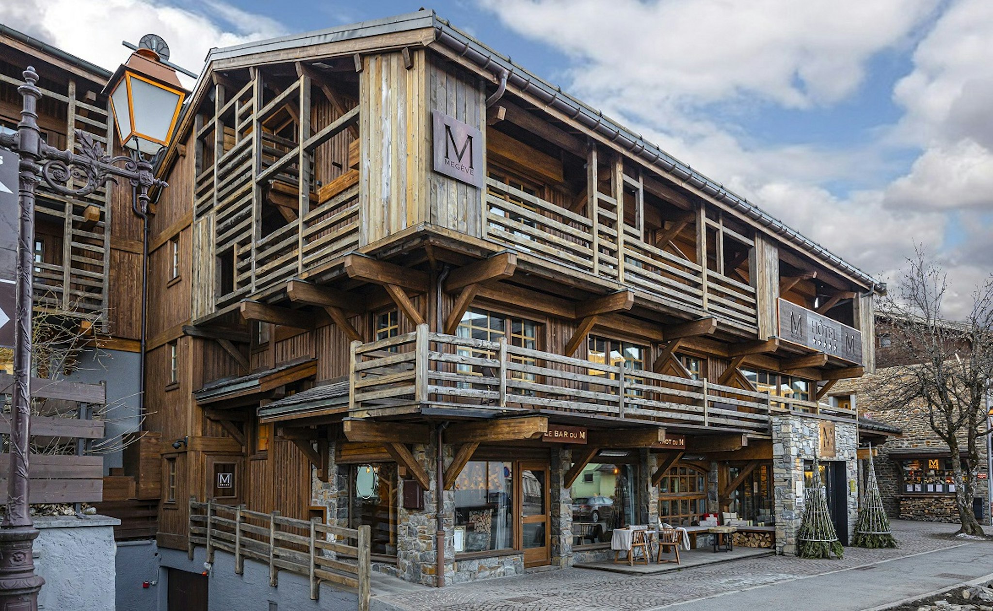 Le M de Megeve 8/37
