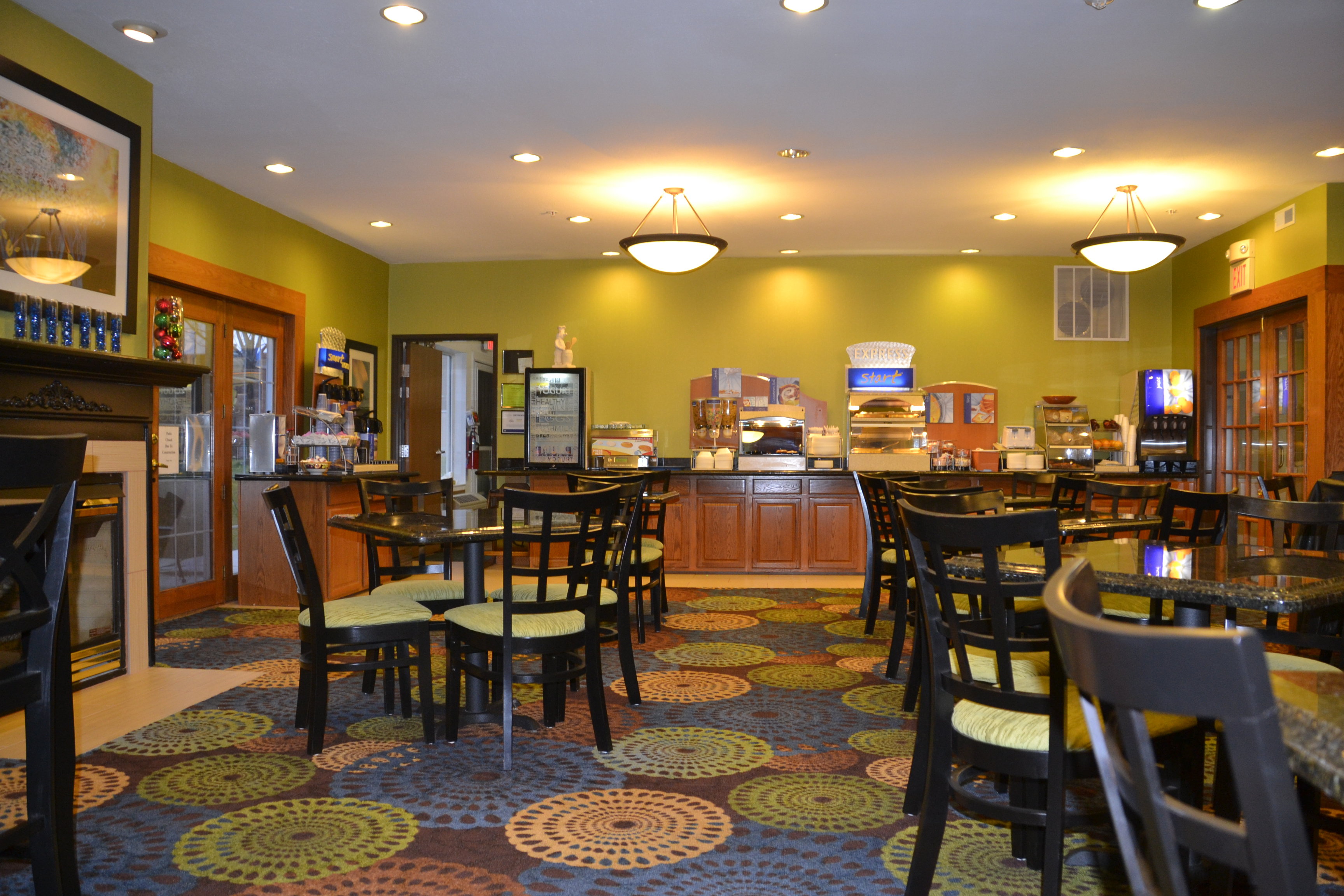 Holiday Inn Express & Suites Bloomington - Normal, an IHG Hotel 47/69