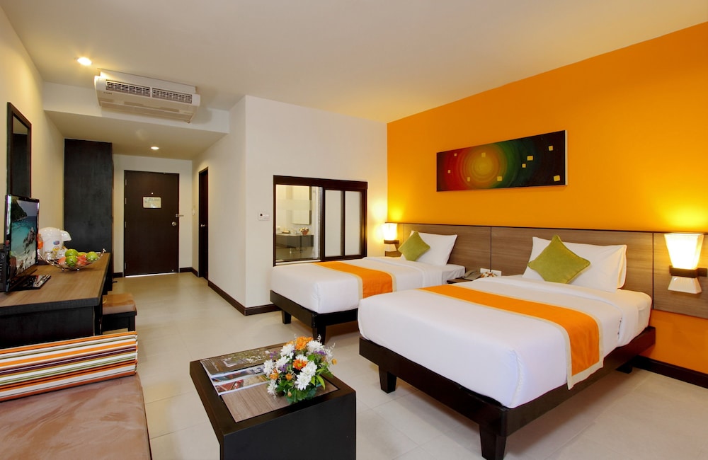 Kata Sea Breeze Resort 16/47