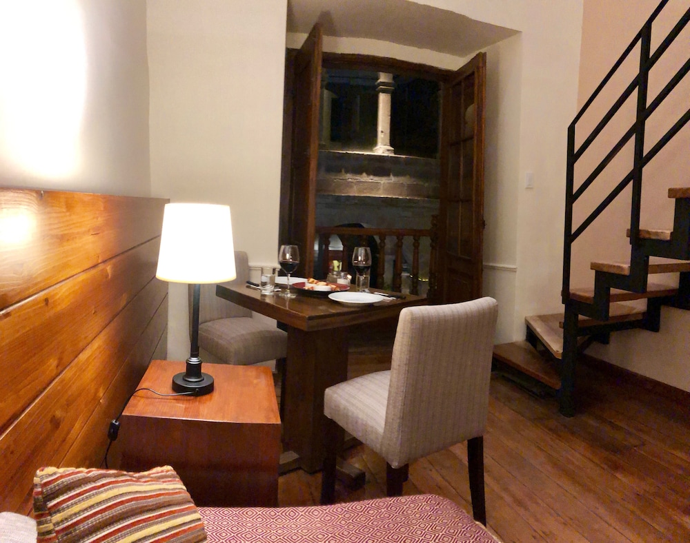 Casa Biru Hotel Boutique 57/68