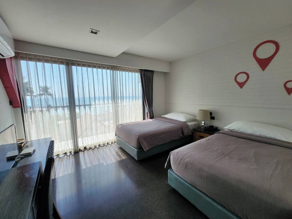 Eco Moment Beach Resort 6/27