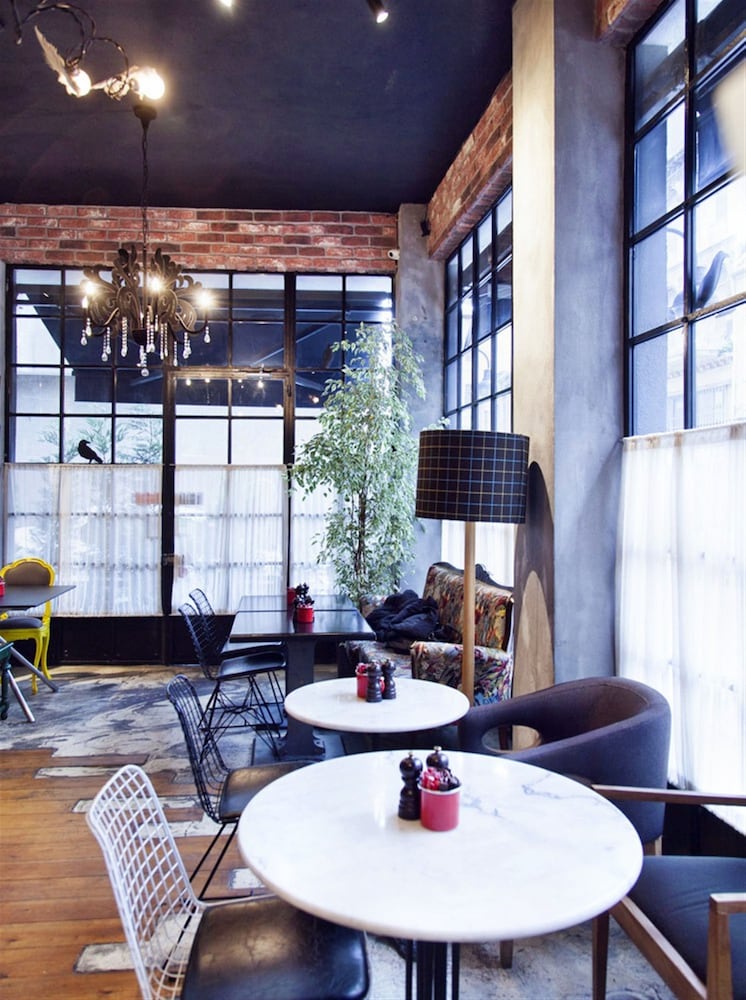 Sub Karakoy Hotel 38/47