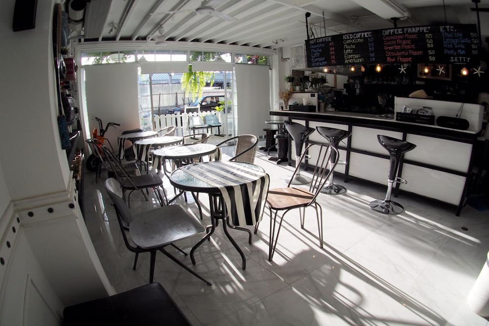 Jetty Huahin Hostel 56/77