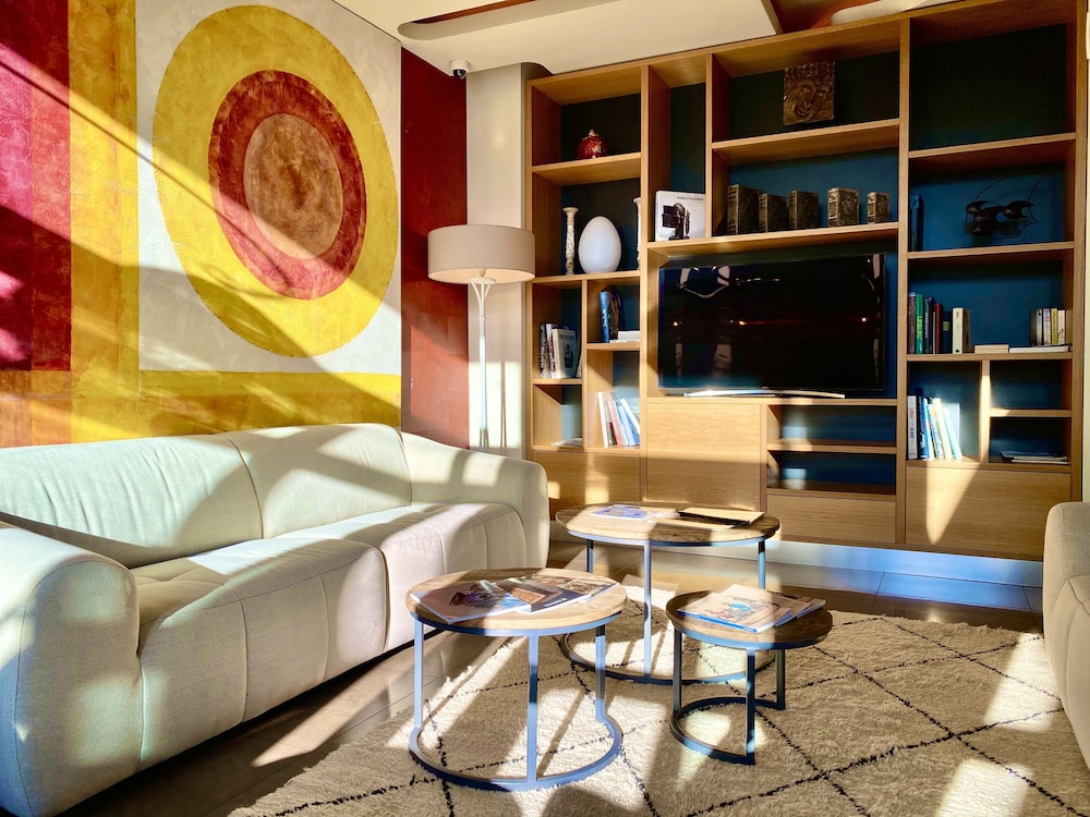 Luxotel Cannes 54/75