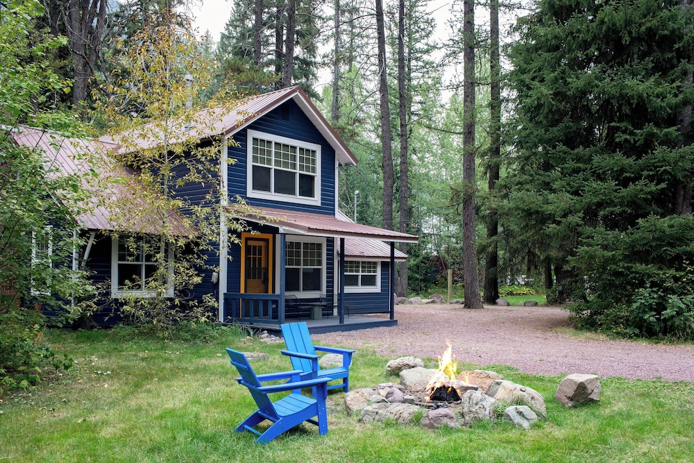 Loge Glacier National Park 44/50