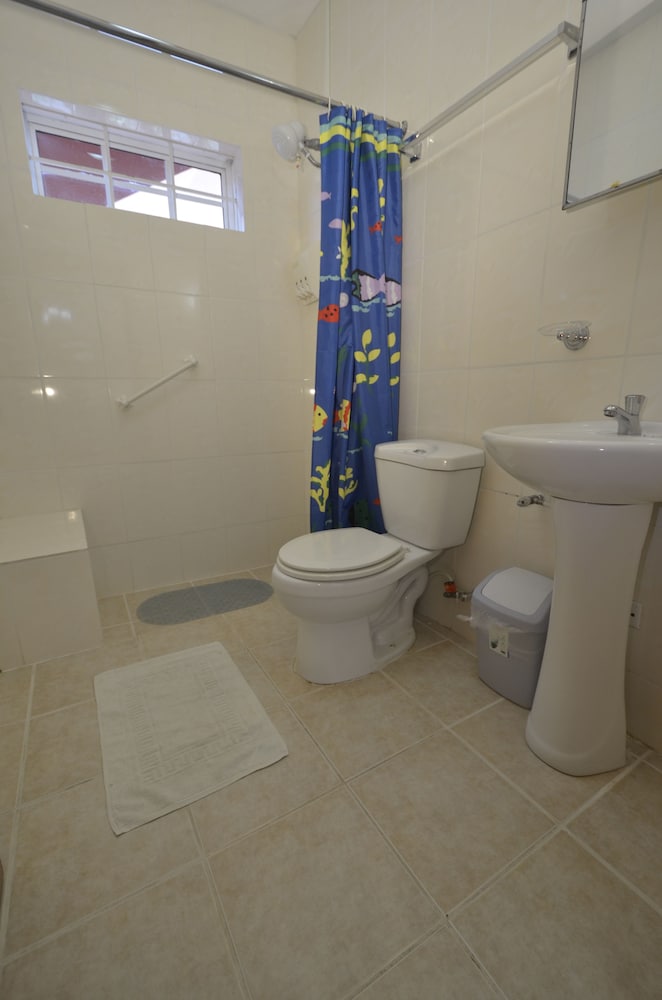 غرفة قياسية بسرير كينج مع أريكة، Nos Krusero Apartments 4/4