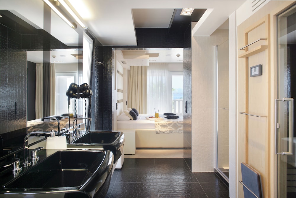 Hotel Damianii 42/75