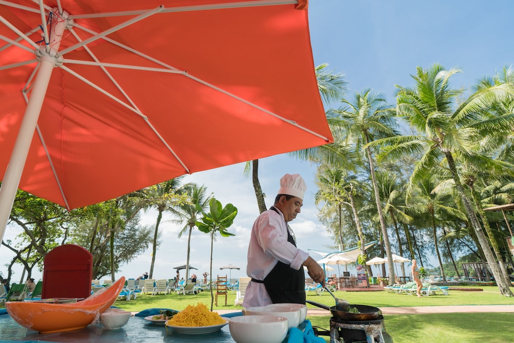 Briza Beach Resort 12/71